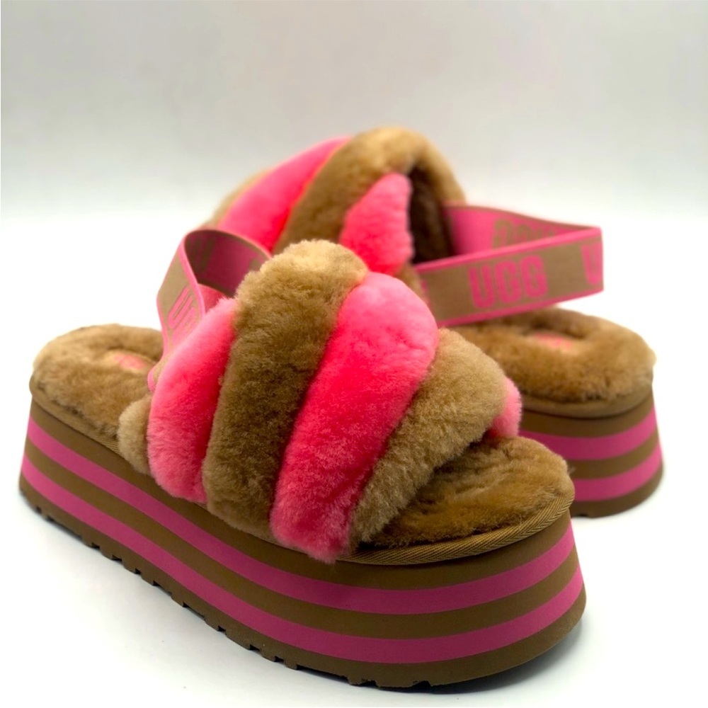 UGG DISCO STRIPE SLIDE PLATFORMS SIZE 8